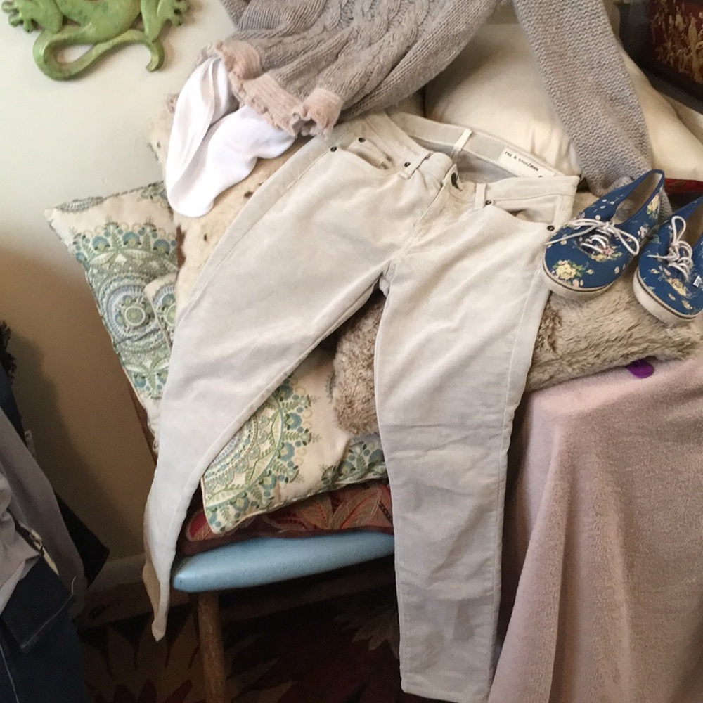 New Rag& Bone Cords in "Aggshell" Super Skinny 26!
